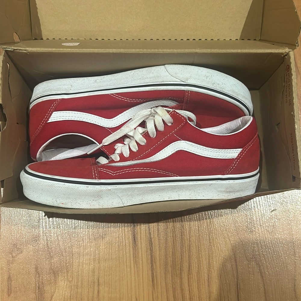 Red old skool vans - Picture 2 of 2